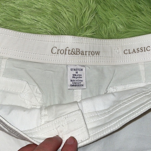 Croft & Barrow Shorts - Picture 3 of 5